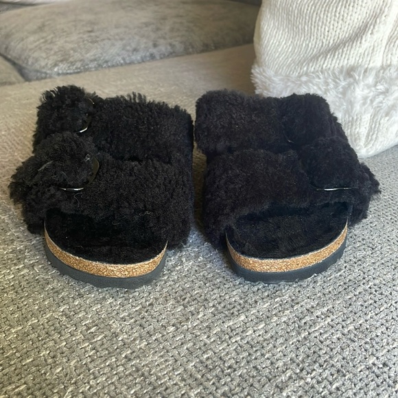 NWT BIRKENSTOCK BIG BUCKLE Fur Lined Sandals! - Picture 5 of 10